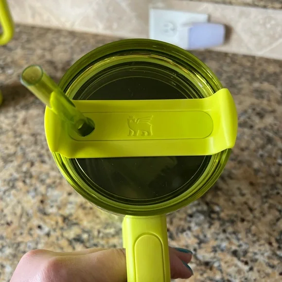 Stanley x Starbucks NEON YELLOW, 40oz Tumbler, NEW - Picture 2 of 5